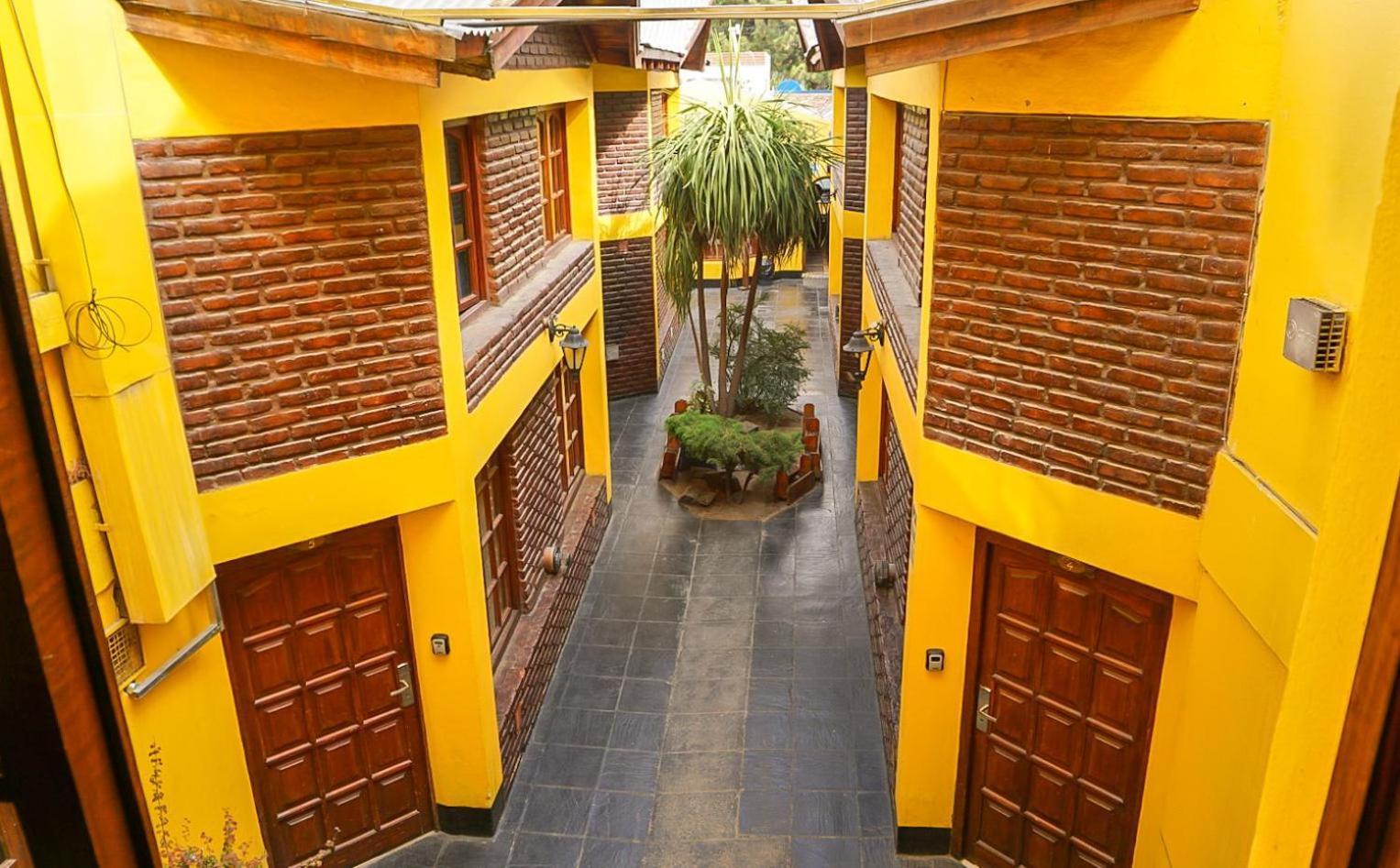 Apart Hotel Libertador El Calafate Dış mekan fotoğraf
