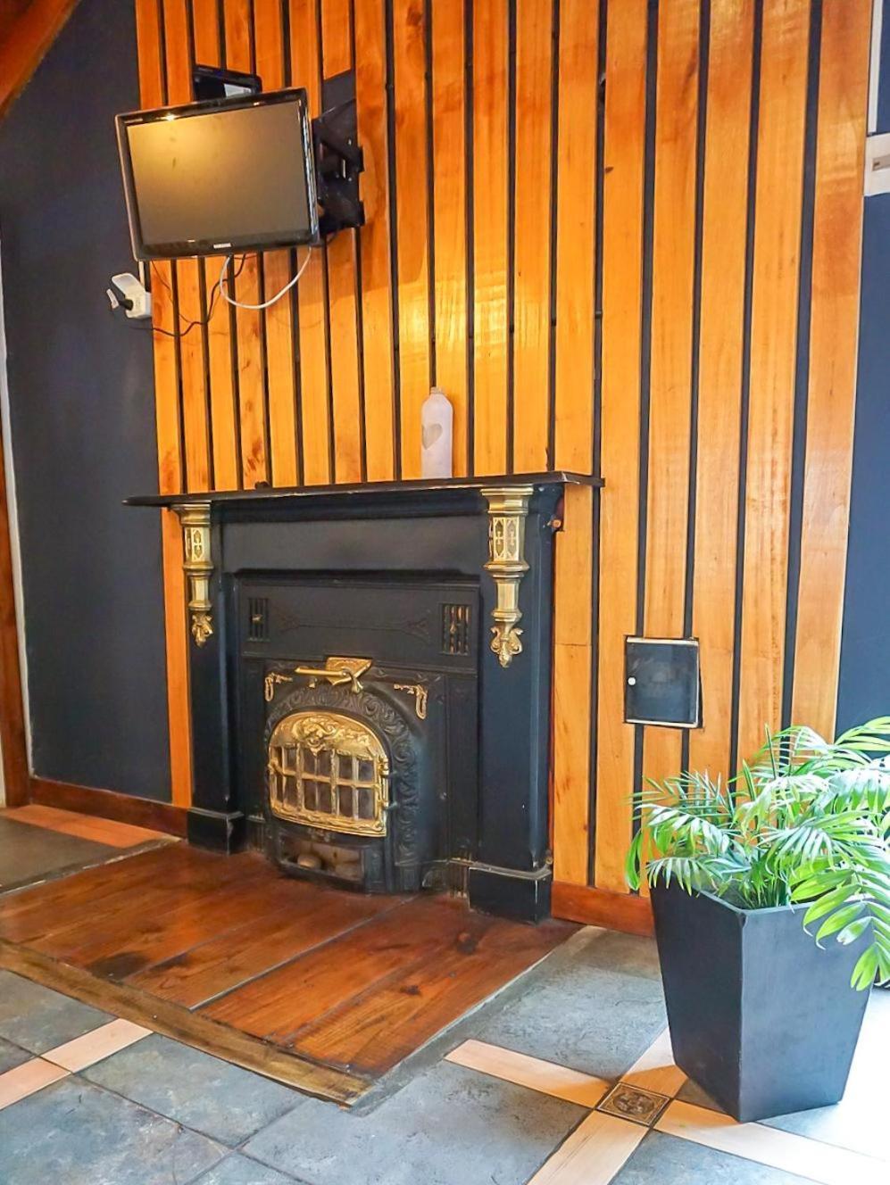 Apart Hotel Libertador El Calafate Dış mekan fotoğraf