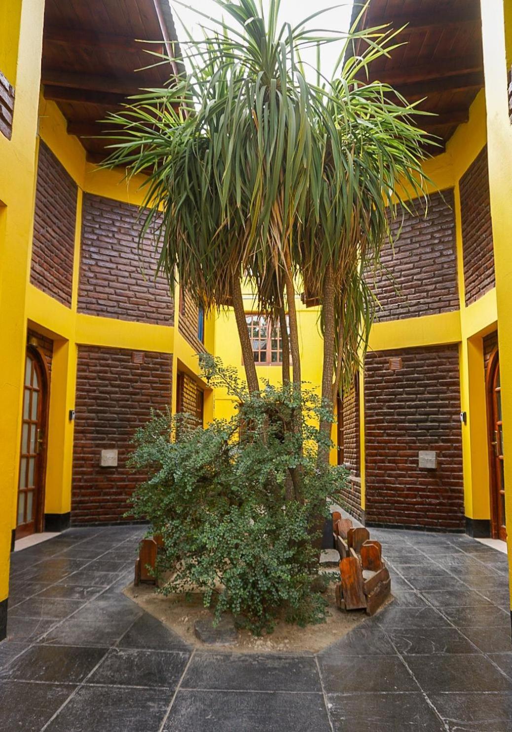 Apart Hotel Libertador El Calafate Dış mekan fotoğraf