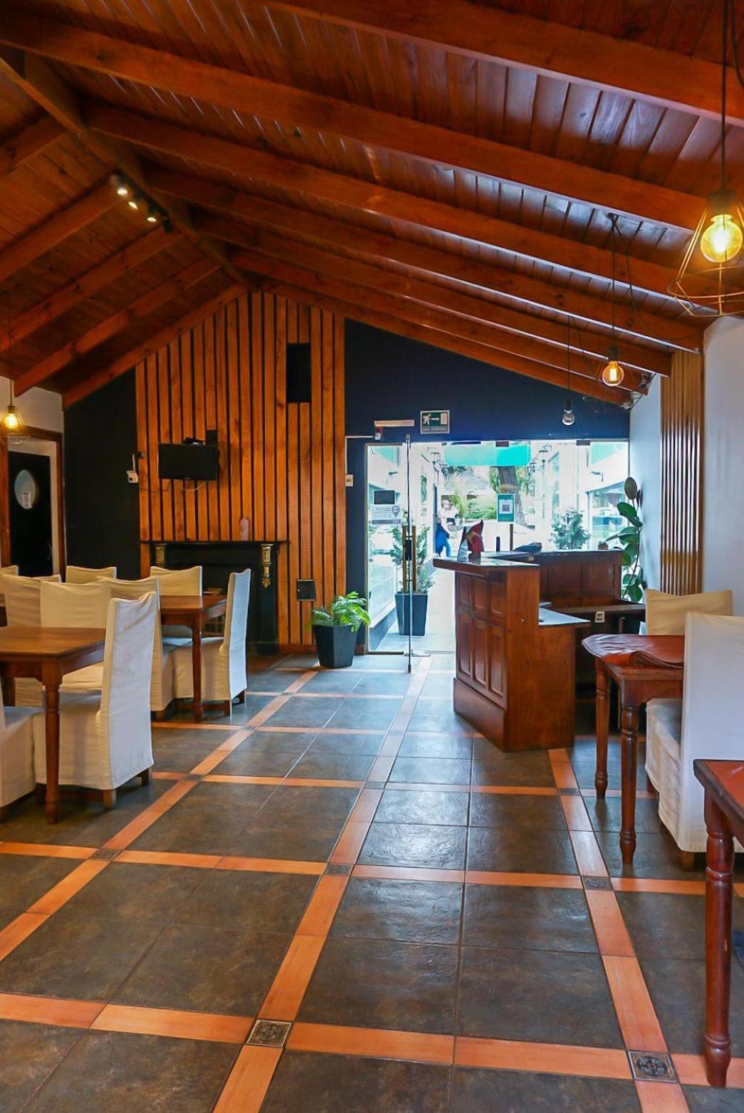 Apart Hotel Libertador El Calafate Dış mekan fotoğraf