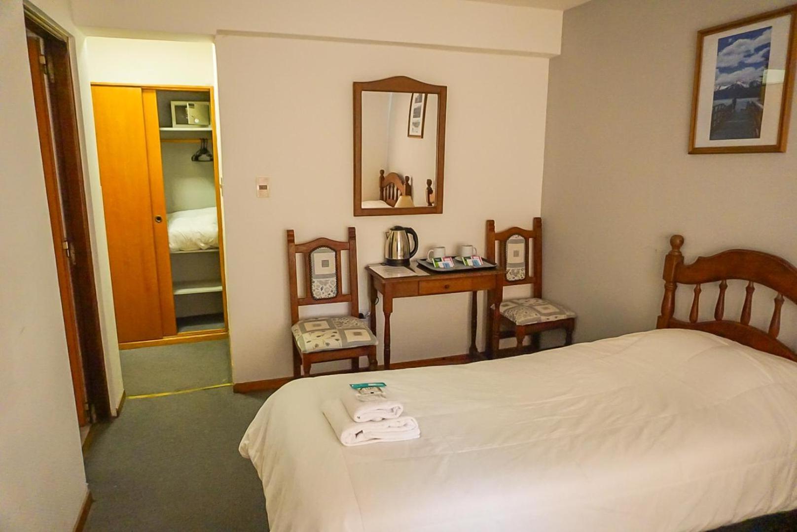 Apart Hotel Libertador El Calafate Dış mekan fotoğraf